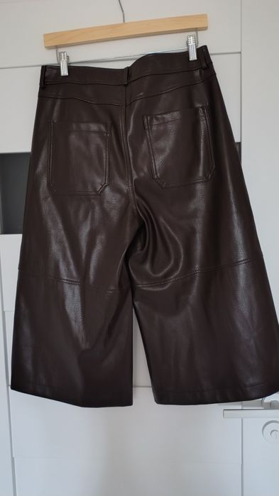 Bermudy Stradivarius rozm 40