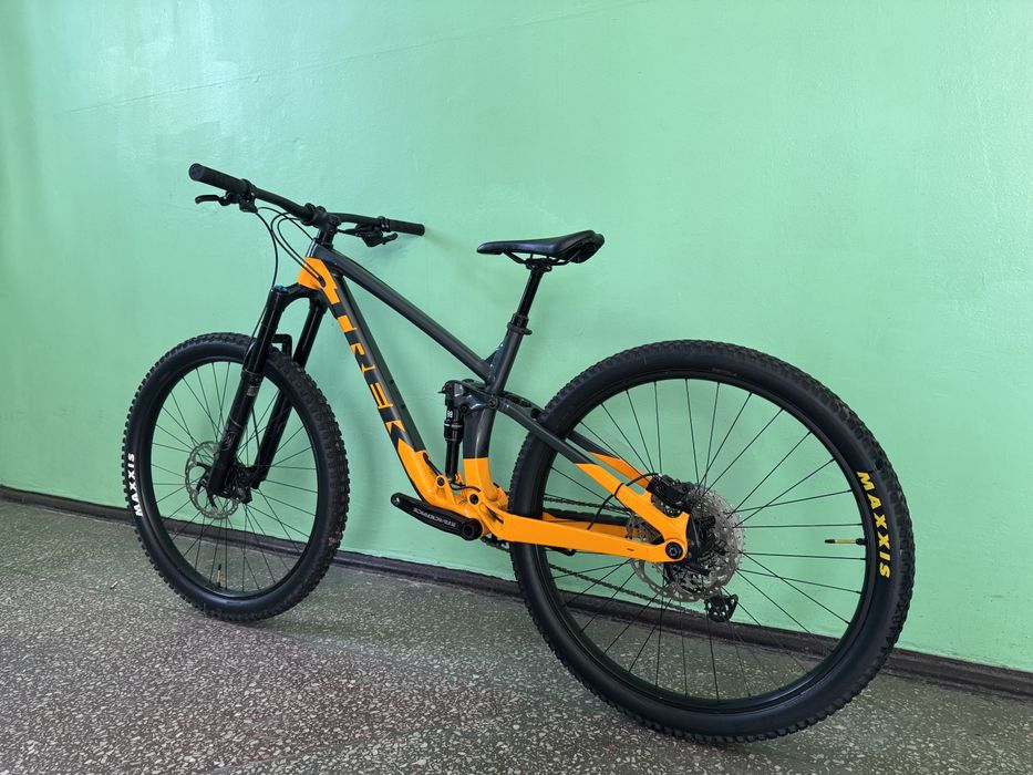 Велосипед Trek fuel ex .M/L 2021 .