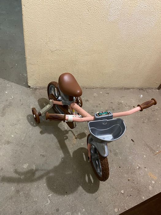 Bike infantil retrô cor castanho e rosa