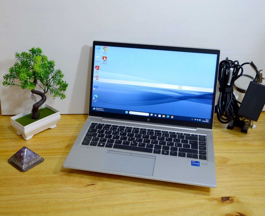 NMC- Semi-Novo - HP Aluminium - i7 4.70Ghz - 40GB RAM - IA - 512GB