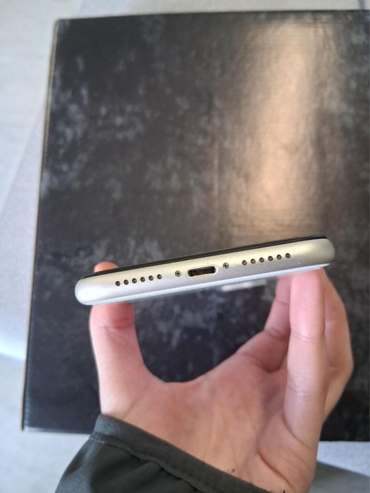 iPhone 11 Branco 64GB – Excelente Oportunidade!