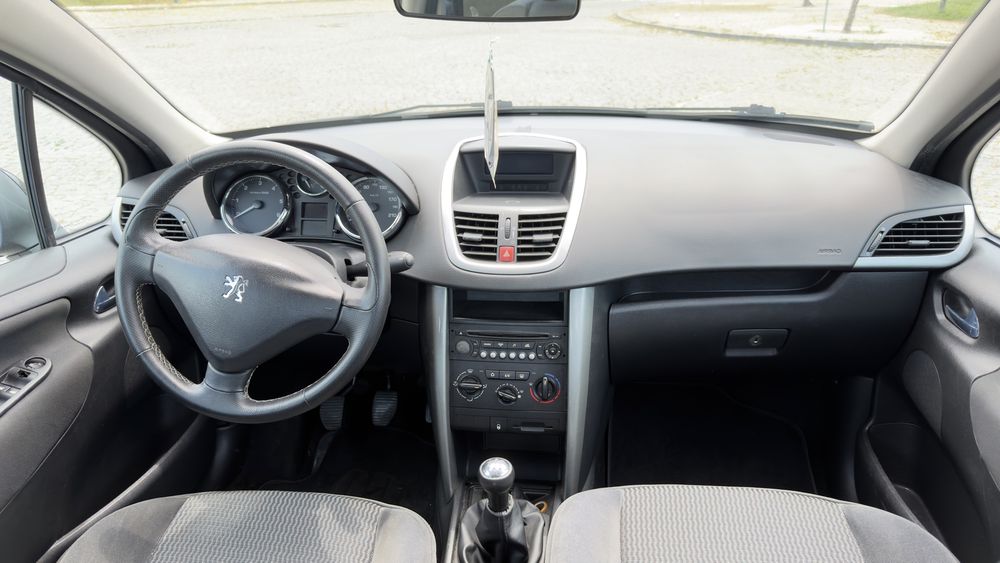 Peugeot 207 - 1.6HDi