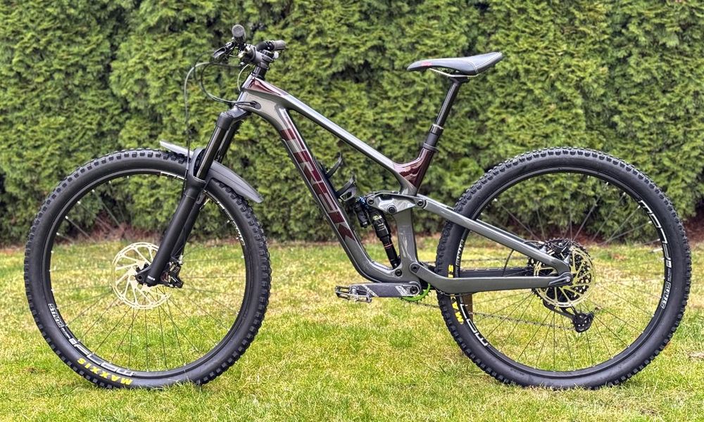Rower górski 29' full MTB - rozmiar M - Carbon - Trek Slash 9.8