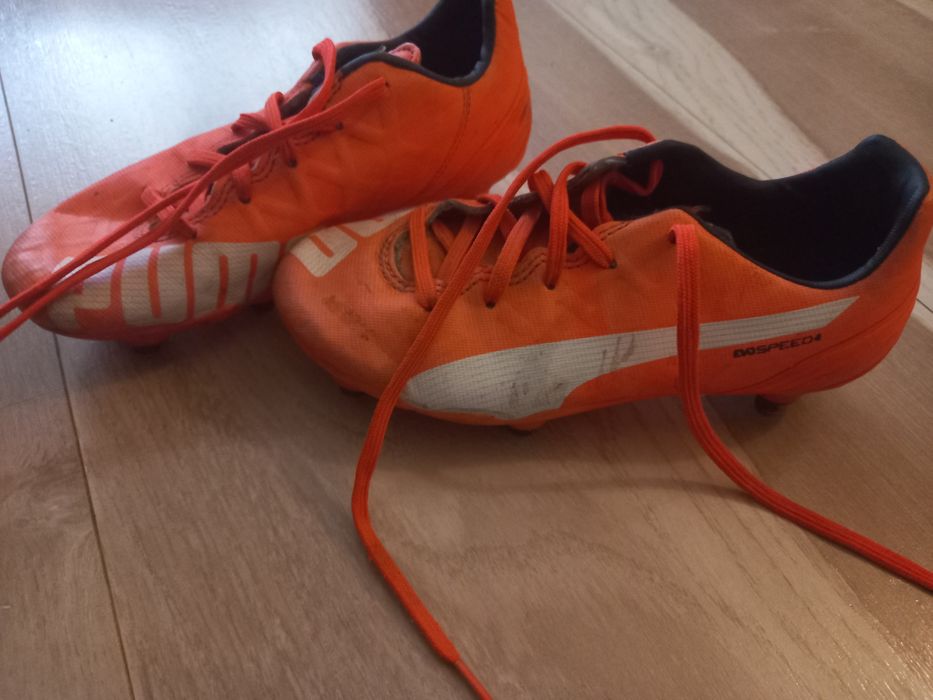 Buty korki "puma" 33