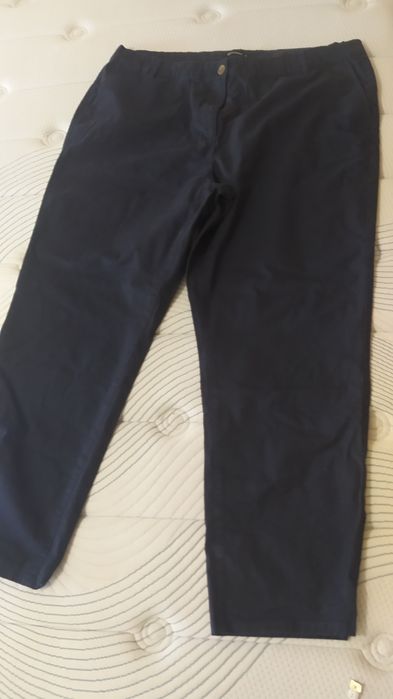 Calça azul-marinho