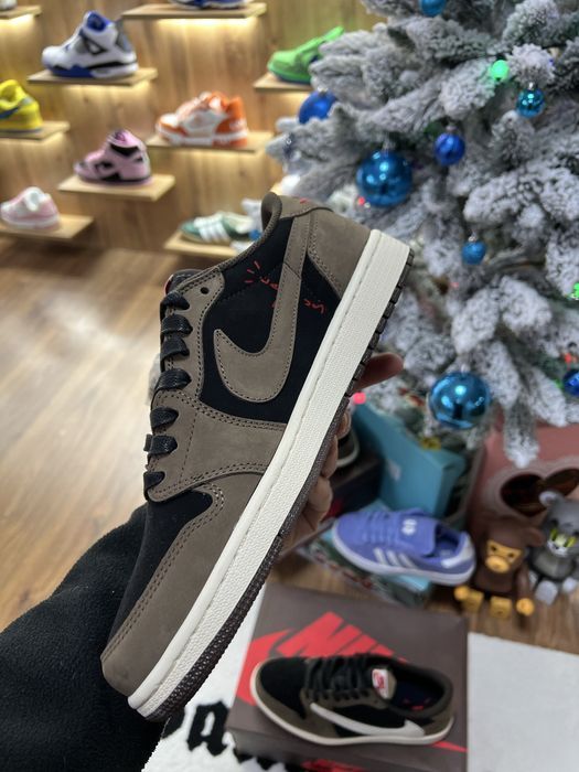 Кросівки Nike Air Jordan 1 Low x Travis Scott “Mocha”