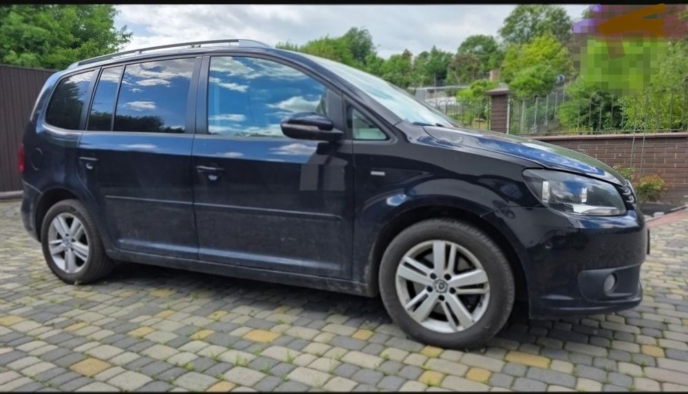 Volkswagen touran