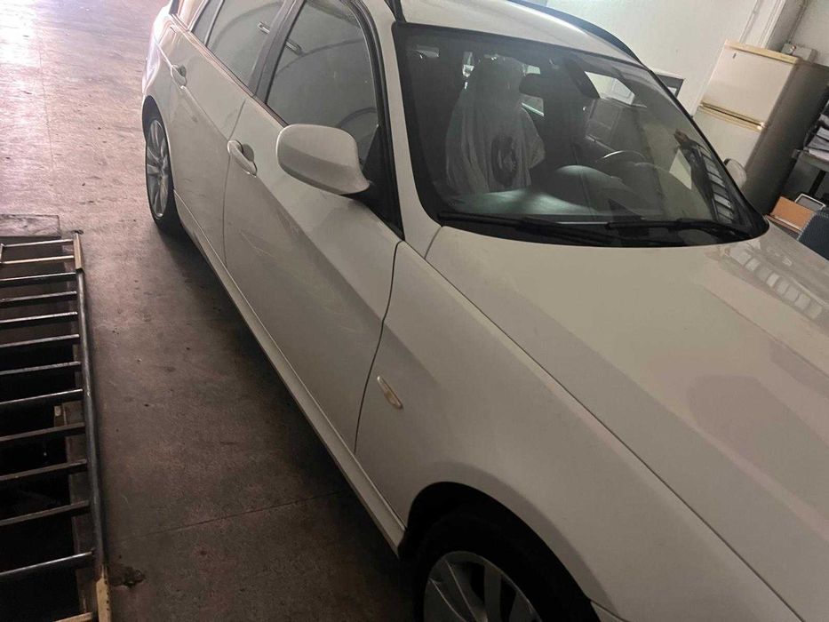 Vendo carrinha BMW branca