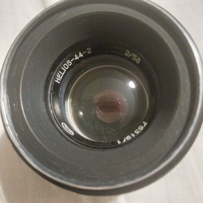 Широкоугольный обьектив Helios 44-2. Немецкий с футляром.. На фотоаппа