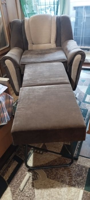 Кресло кровать раскладное.