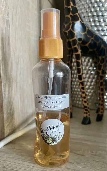 Renew тонік з pha-кислотою для делікатного відновлення