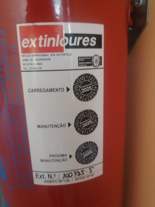 3 Extintores Hídricos 6L Extinloures (Classe A, B e F - Cozinhas e Sólidos) – Como Novos
