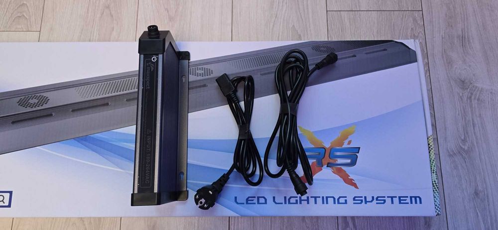 lampa Maxspect RSX R5-300 z kontrolerem ICV6