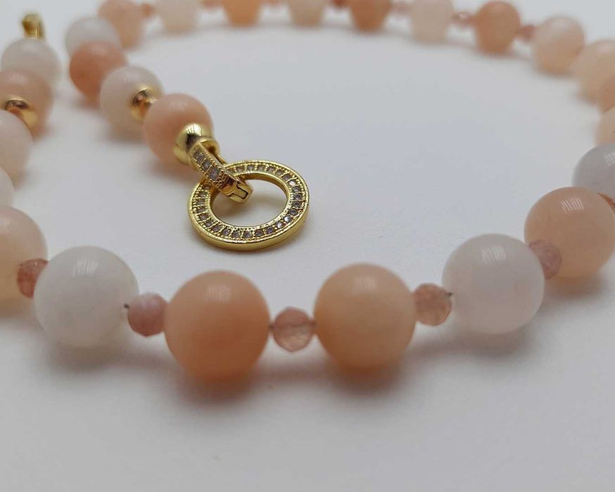 чокер з авантюрину ніжного баржевого кольору