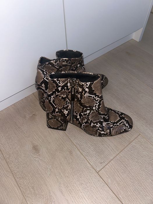 Buty Botki stradivarius