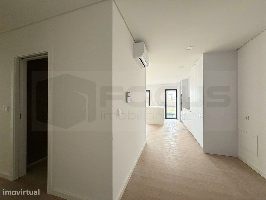Novidade no mercado !!! Apartamento T2 com 2 SUITES- Aveiro / Esgueira