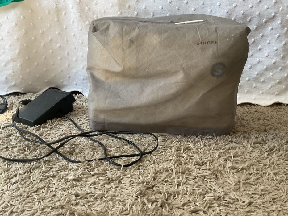 Maquina costura Singer