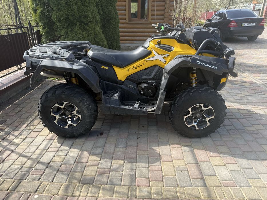 BRP 1000 xmr outlander