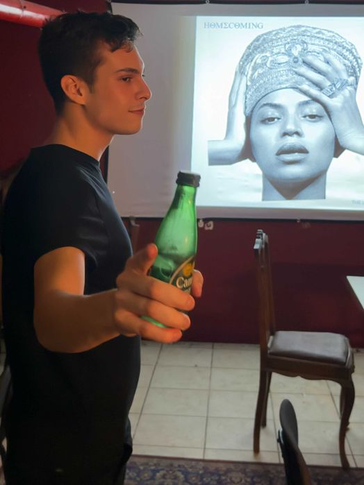 Espaço acolhedor com esplanada NORDIC bar & pizza PORTO