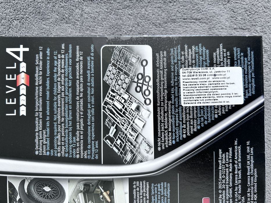 Samochód Mercedes Benz SSKL model do sklejania Revell 07737