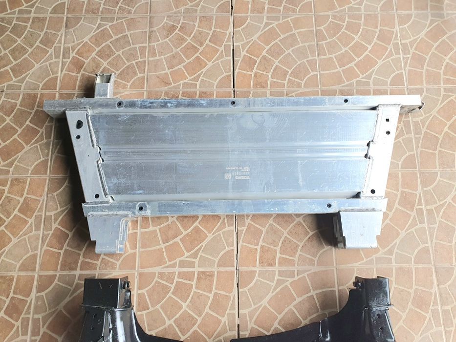 Volvo XC40 POLESTAR Wózek Sanki Wzmocnienie