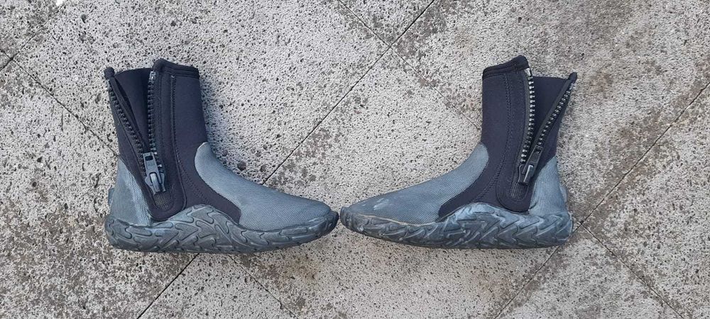 Botas de Mergulho