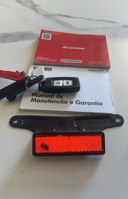 Honda  ADV  350  Top