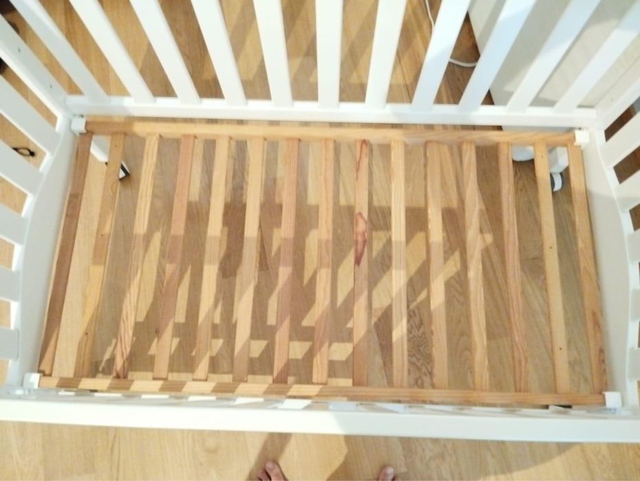 Berço Trama em excelente estado