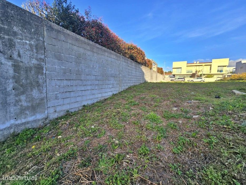 Terreno para construção de moradia - Castêlo da Maia