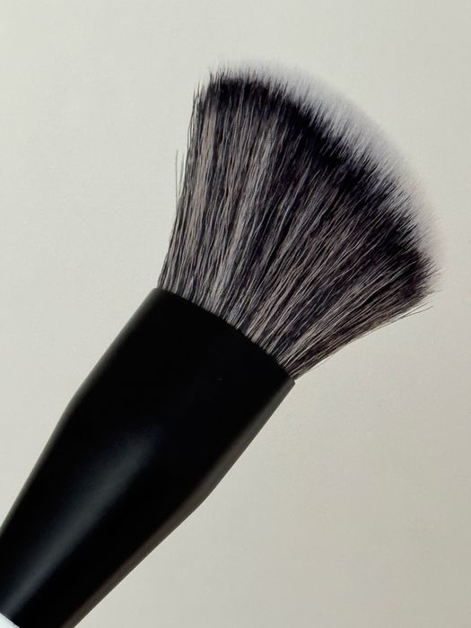 Nowy dwustronny pędzel do makijażu F4 Makeup by Mario