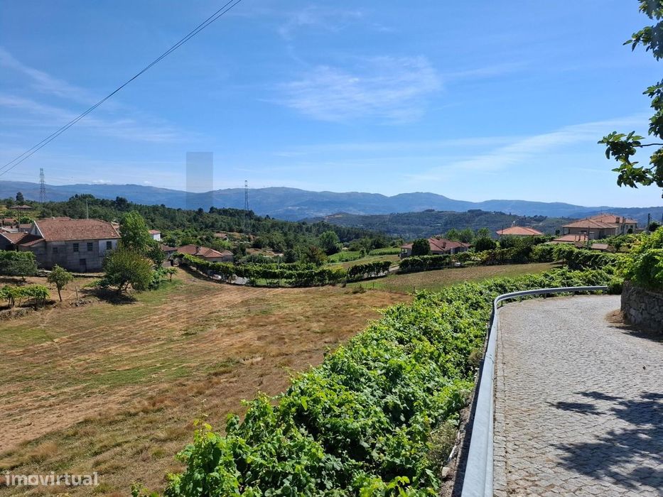 Terreno para construção de Habitação com PIP aprovado