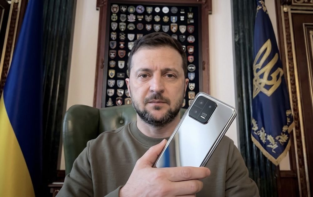 Xiaomi 13 12/256 taiwan обмін