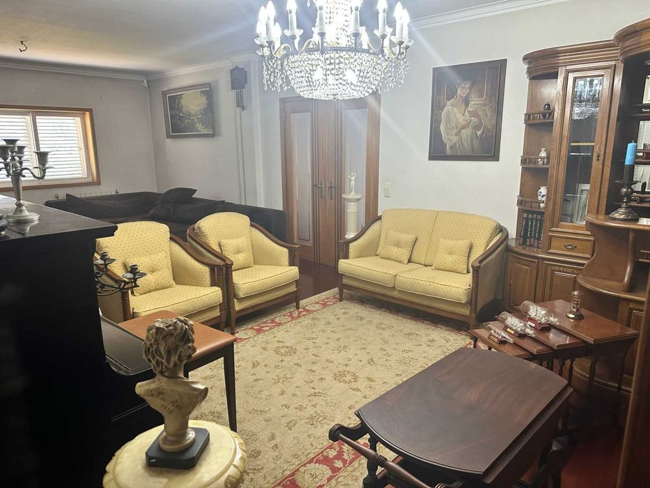 Quarto Mobilado com Varanda em Avintes – Vila Nova de Gaia