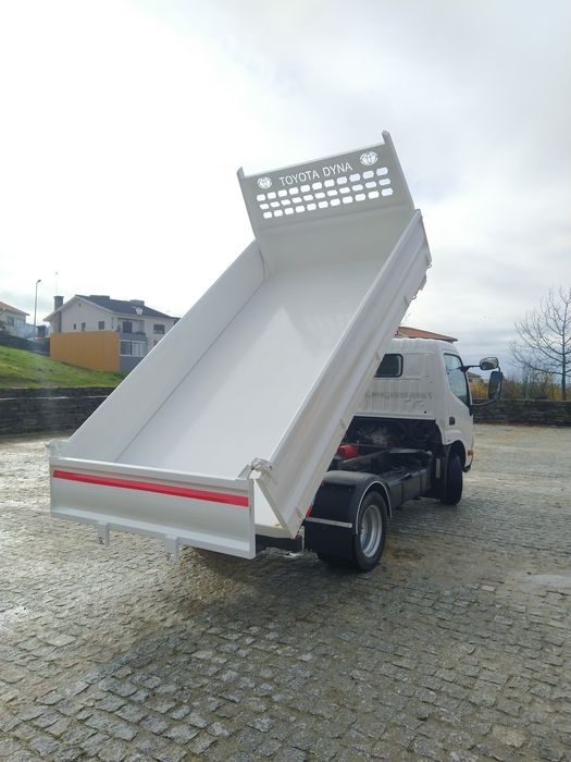 Toyota Dyna [M35.33] 3.0L (D-4D) 144HP (Tri-Basculante) HARDOX 450