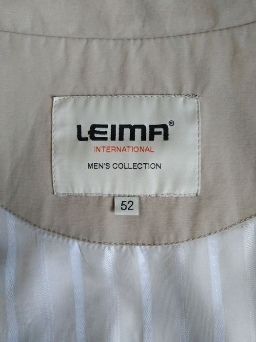 Продам весеннюю мужскую куртку