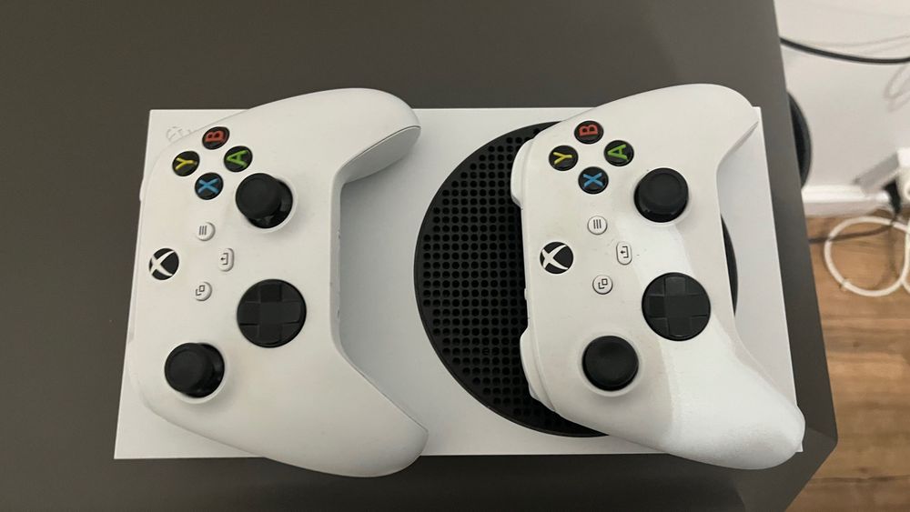 Xbox Series S 512gb + 2 pady Koszalin • OLX.pl