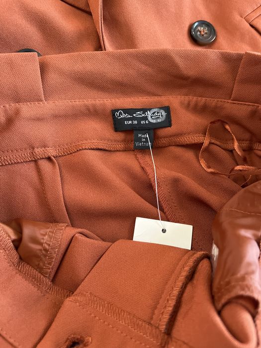 Новий костюм розмір m