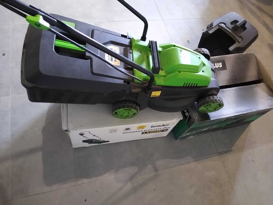 Kosiarka elektryczna 1300W leader
