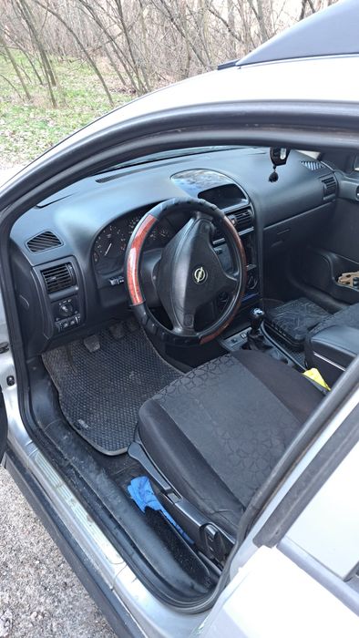 Опель астра g 2000 1.6