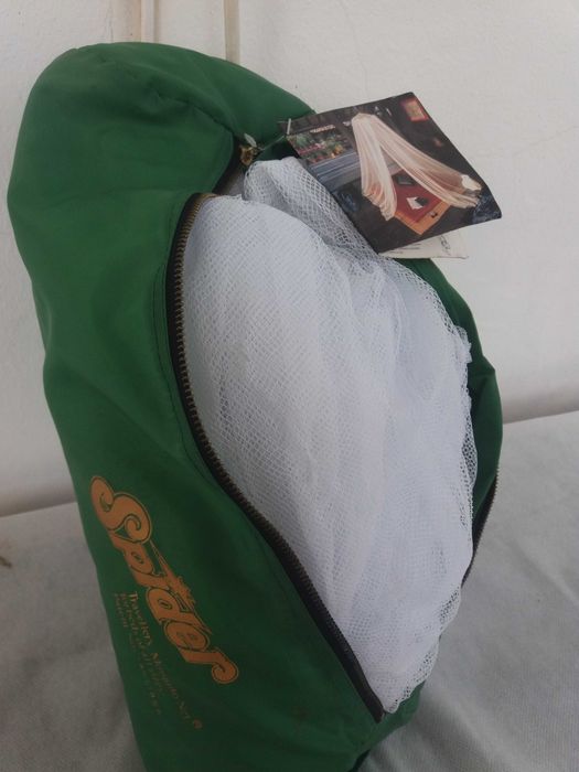 Tenda mosqueteira Relógios malas  tenis