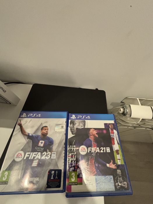 Ps4 usada mas em bom estado