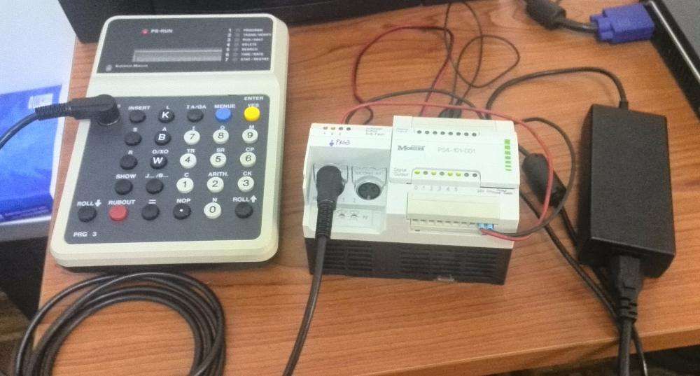 Klockner-Moeller Programmable Logic Controller (PLC) – Free Shipping64738839250691120