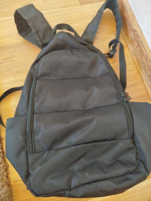 Рюкзаки в гарному стані