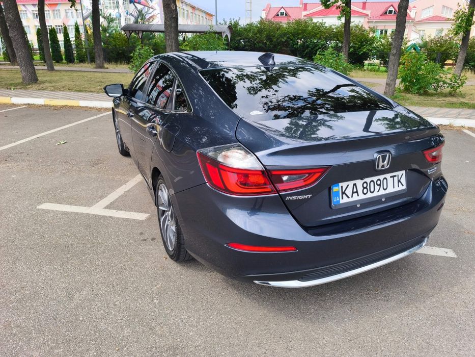 Продам Honda Insight  Touring 2020