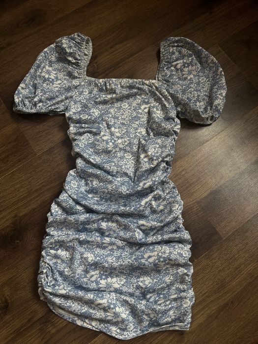 Літня сукня блакитна