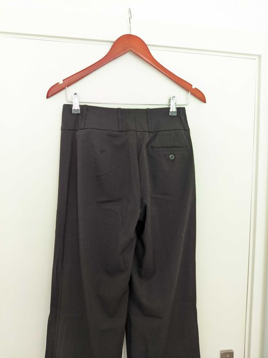 Calças H&M pretas boca de sino