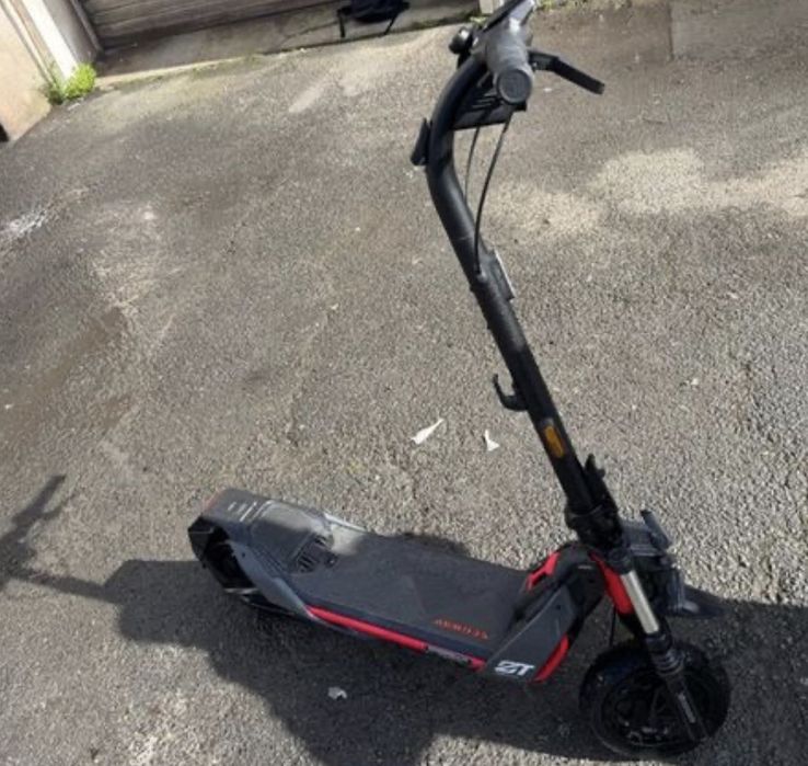 Vendo minha trotinete