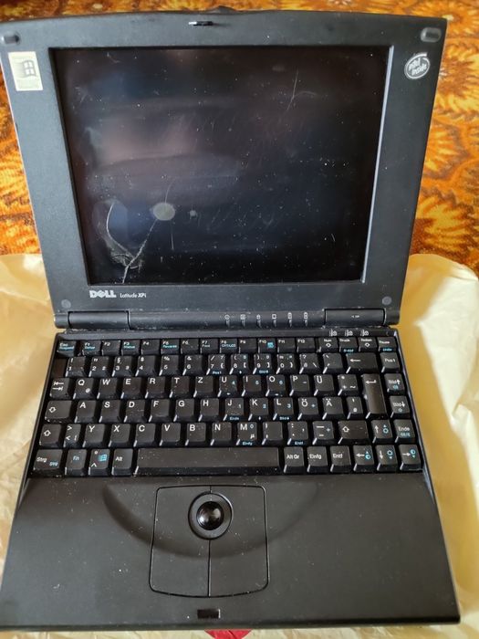 Ноутбук Dell Latitude XPi P100SD