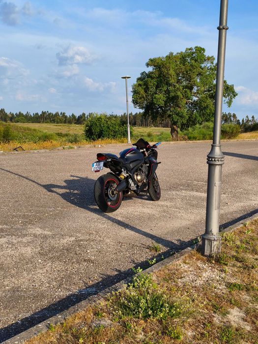 Honda CBR 650R Akrapovic 70kw