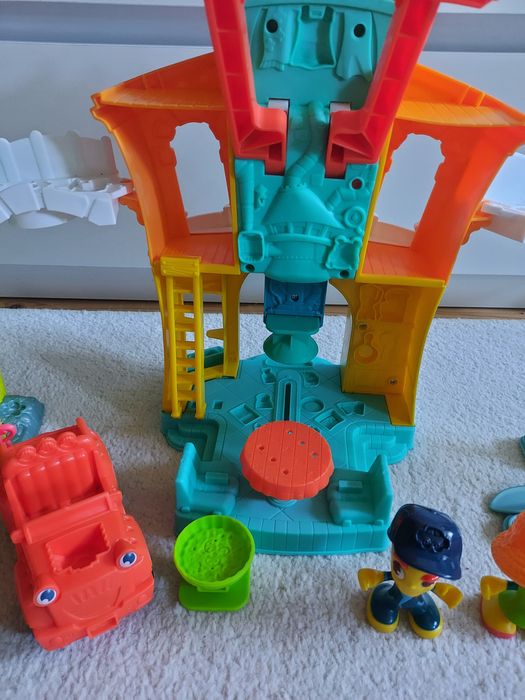 Zestaw do ciastoliny Play -Doh miasteczko